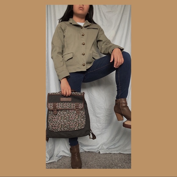 AUTHENTIC American Eagle Book-Bag - Picture 3 of 4